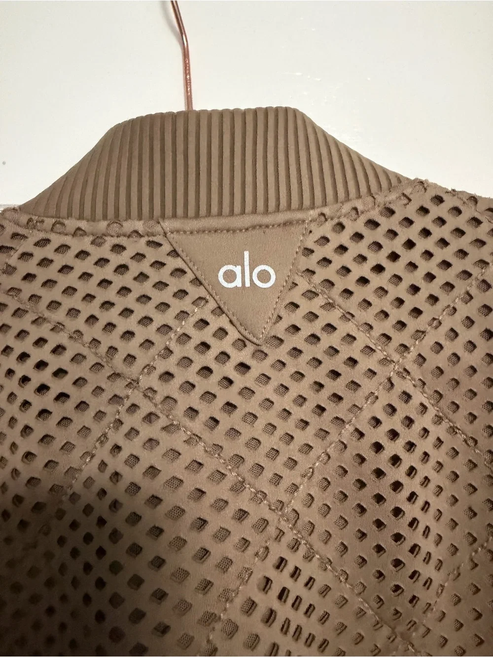 ALO Yoga Myth Bomber Jacket in color Tan size XS